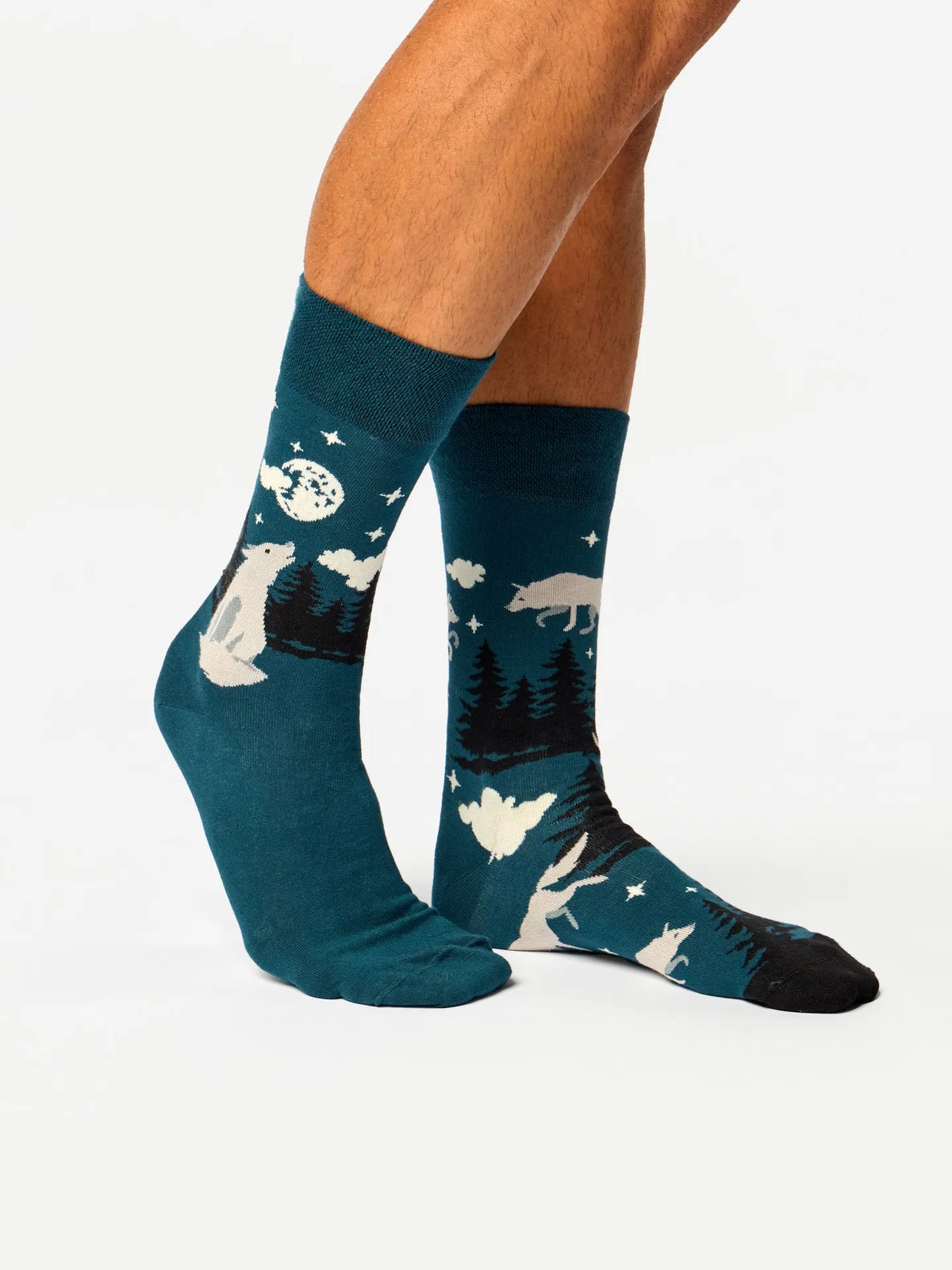 bamboo-regular-socks-wolf-moon-02-09/09d0babf1bc4ed5157336c0955a56b9018352cae