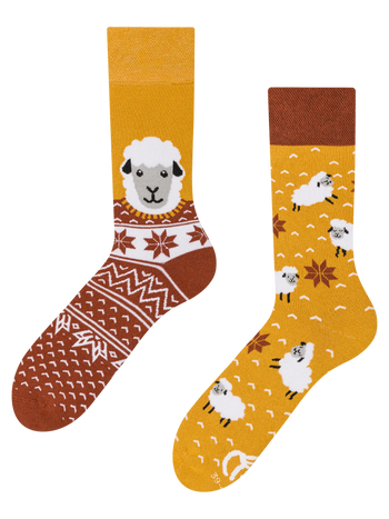 Весели топли чорапи Овца с пуловер