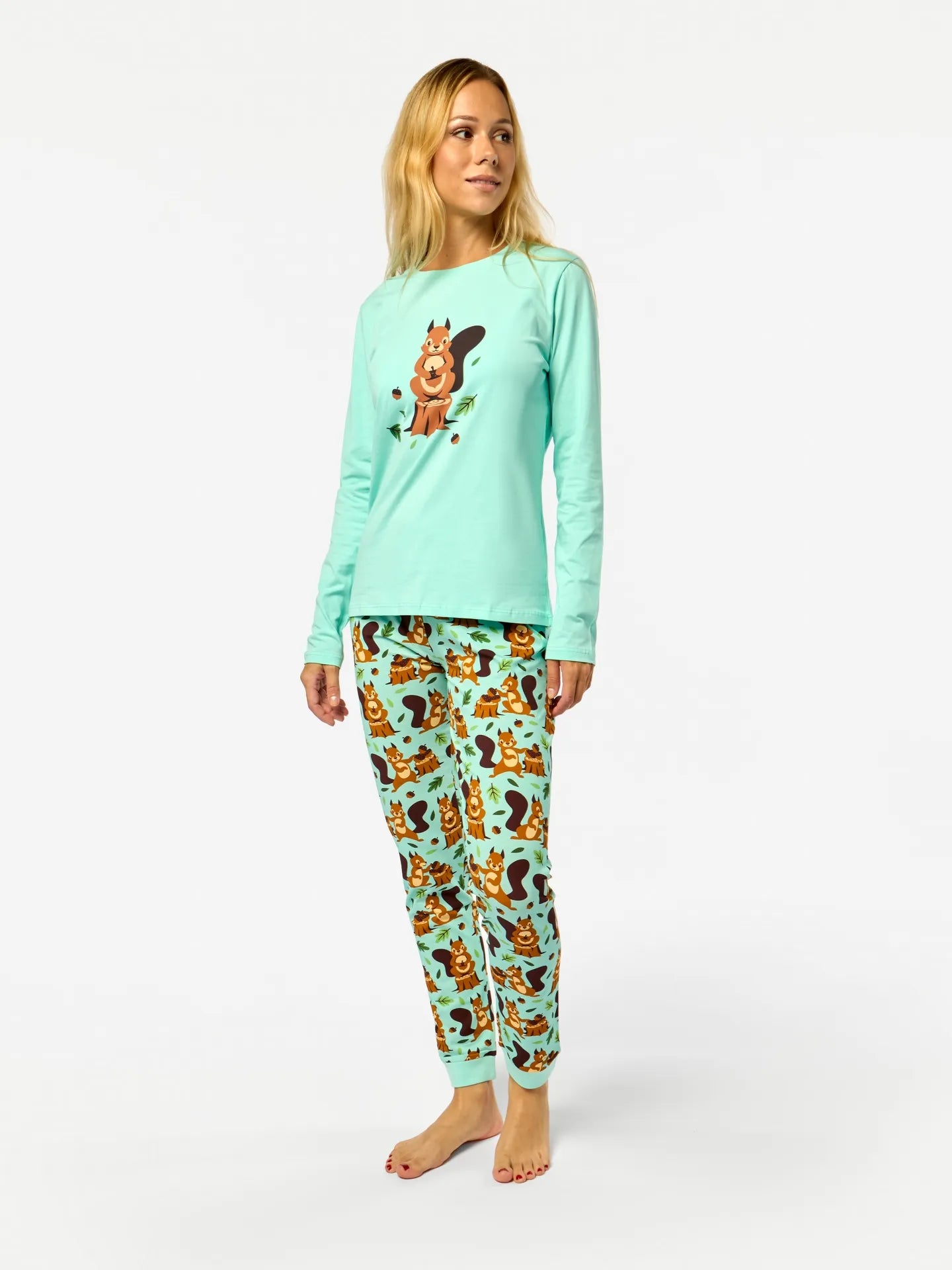 womens-pyjamas-squirrel-in-the-woods-42/4223ed800aab9d3b2db2496b7a4b55de677abeb9