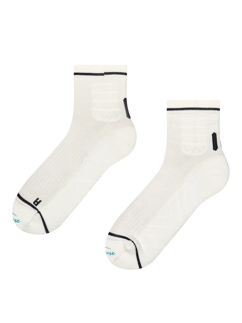 mens-hiking-ankle-socks-white-a1/a107ba140f4c5cf848134884a17a4df69add19ab