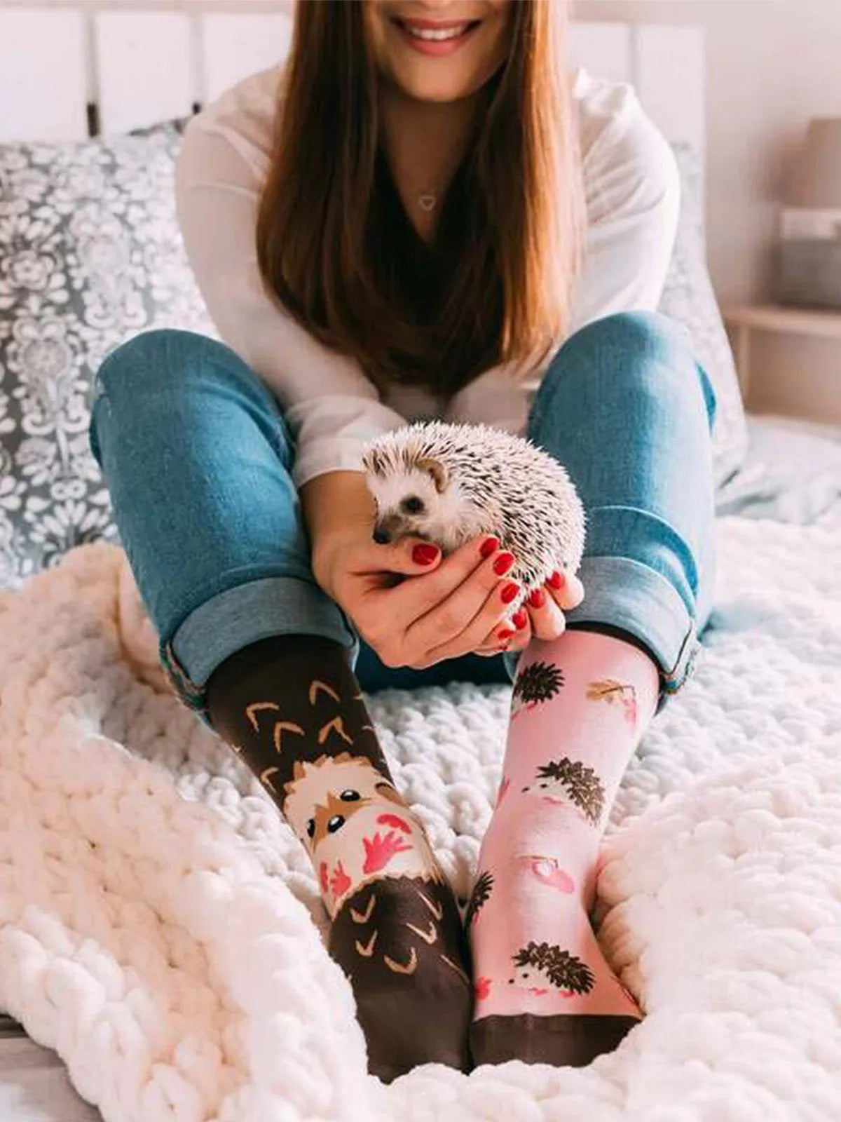 regular-socks-hedgehog-ab/ab7f0b03e21fb8c68fb812b75d5d1564c577f99a