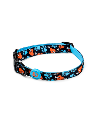 Кучешки нашийник Сърца и лапи