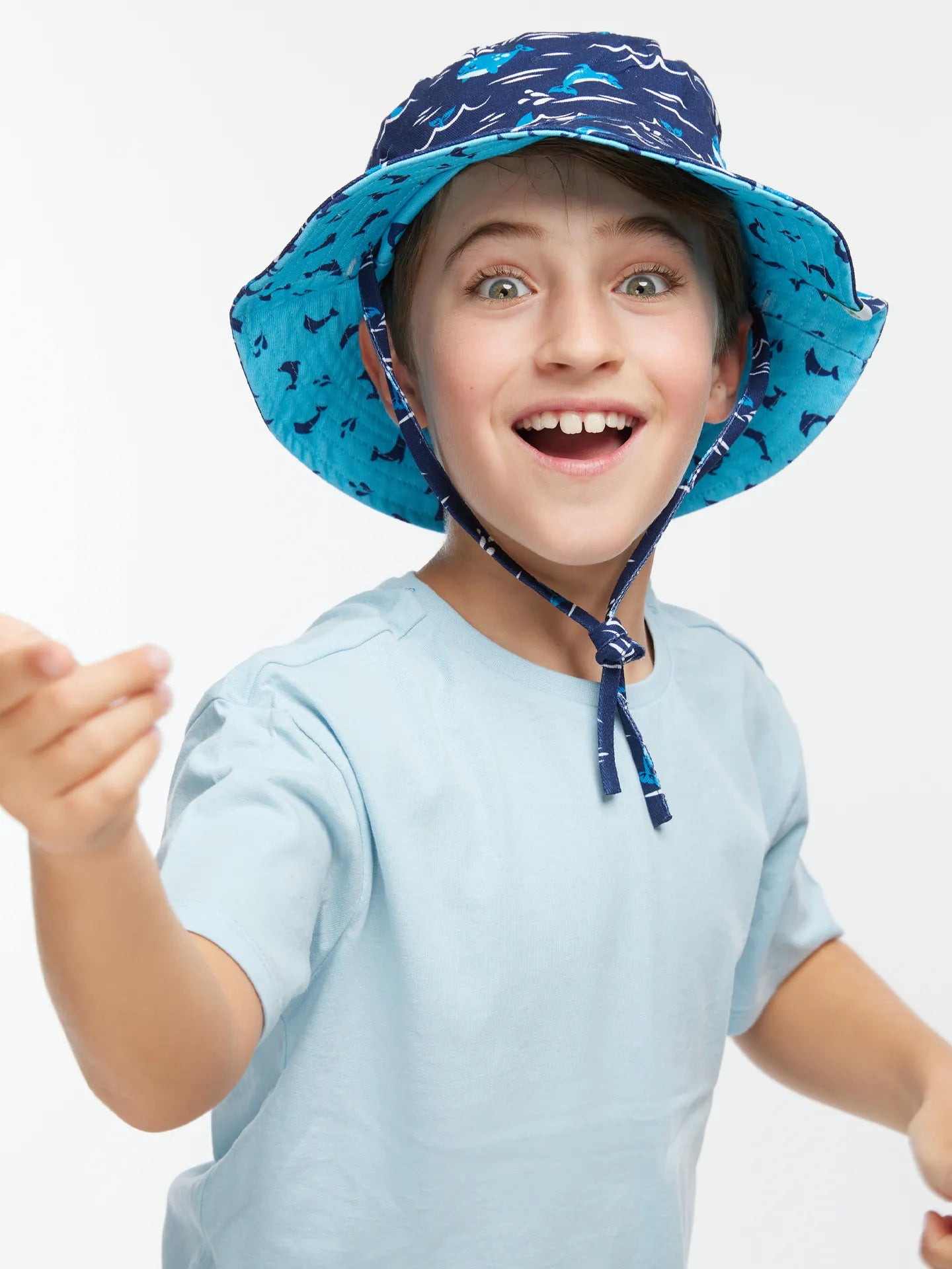 kids-bucket-hat-happy-whale-c1/c19cab1491e9127869aa8cb137e635b75c4422ac